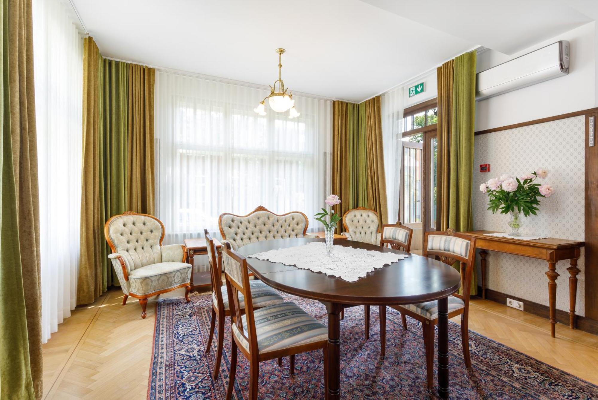 Villa Meri Пярну Екстер'єр фото